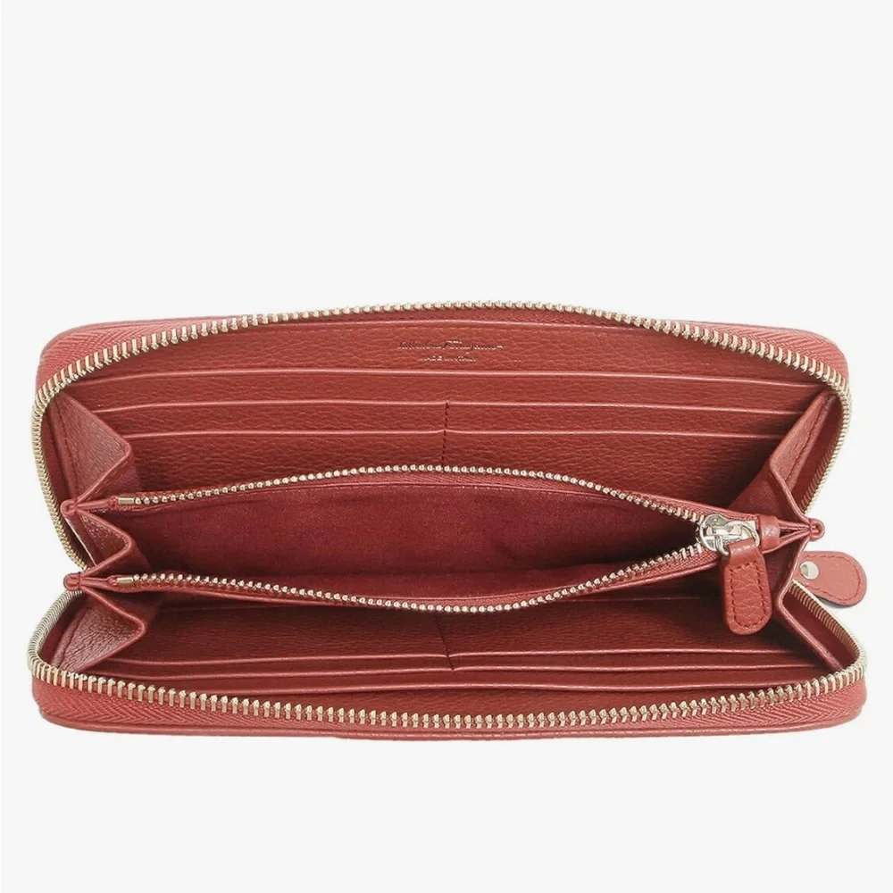 Ferragamo 22C843 Women's Long Wallet Gancho City Red Salvatore Ferragamo, red